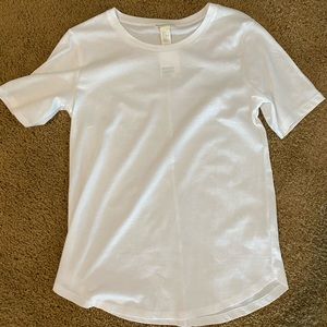 H&M plain white tee